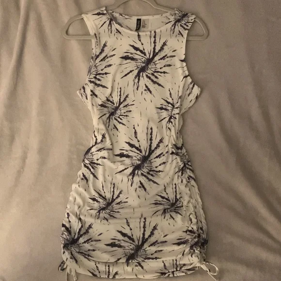 H&M Tie-Dye Ruched Bodycon Dress